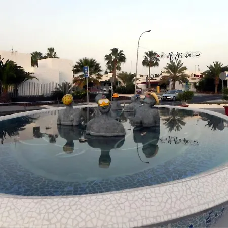 Our Favourite Place. With Amenities. Apartament *
