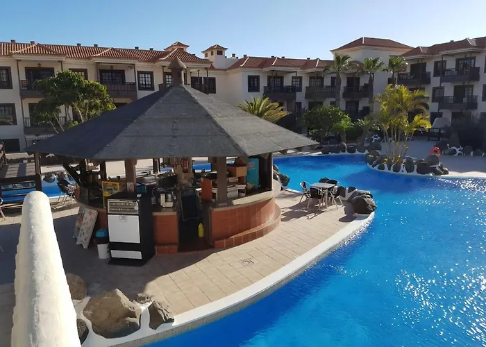 Our Favourite Place. With Amenities. Apartment *
